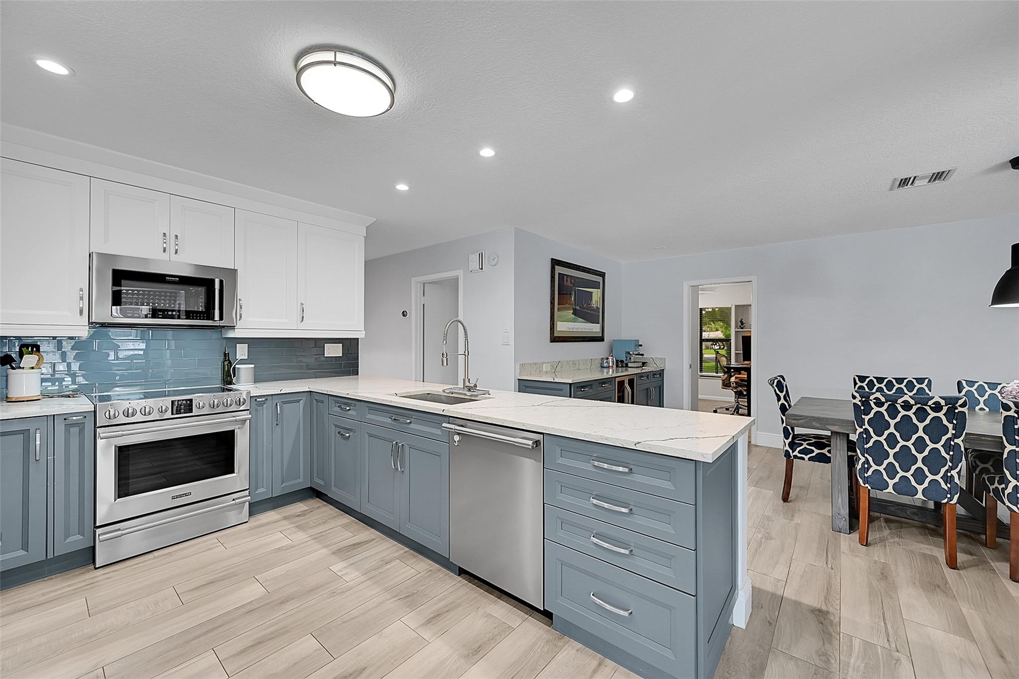 MAPLEWOOD - Residential