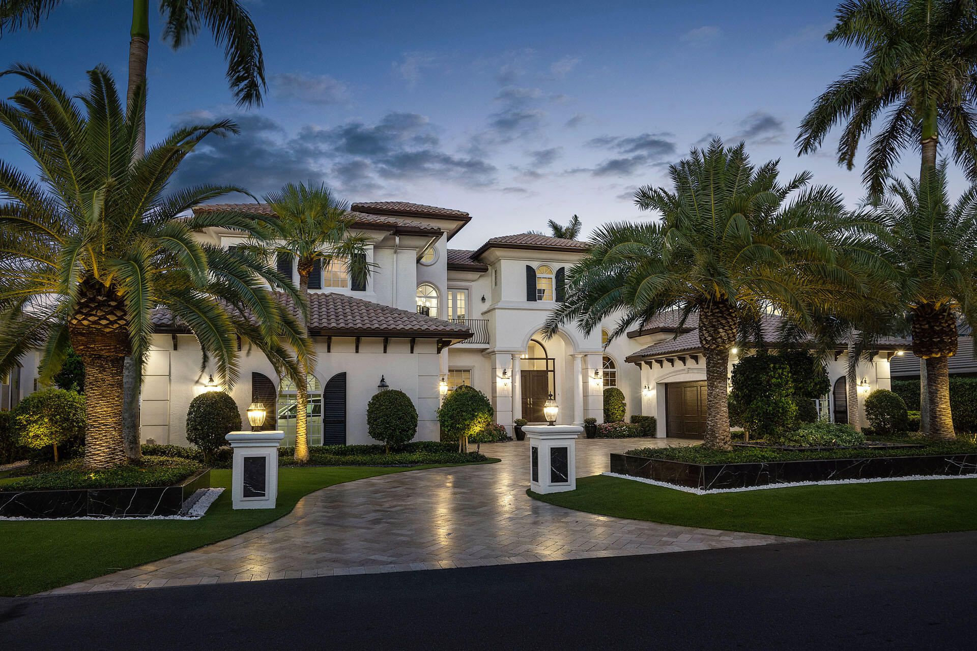 ROYAL PALM YACHT & COUNTR - Residential