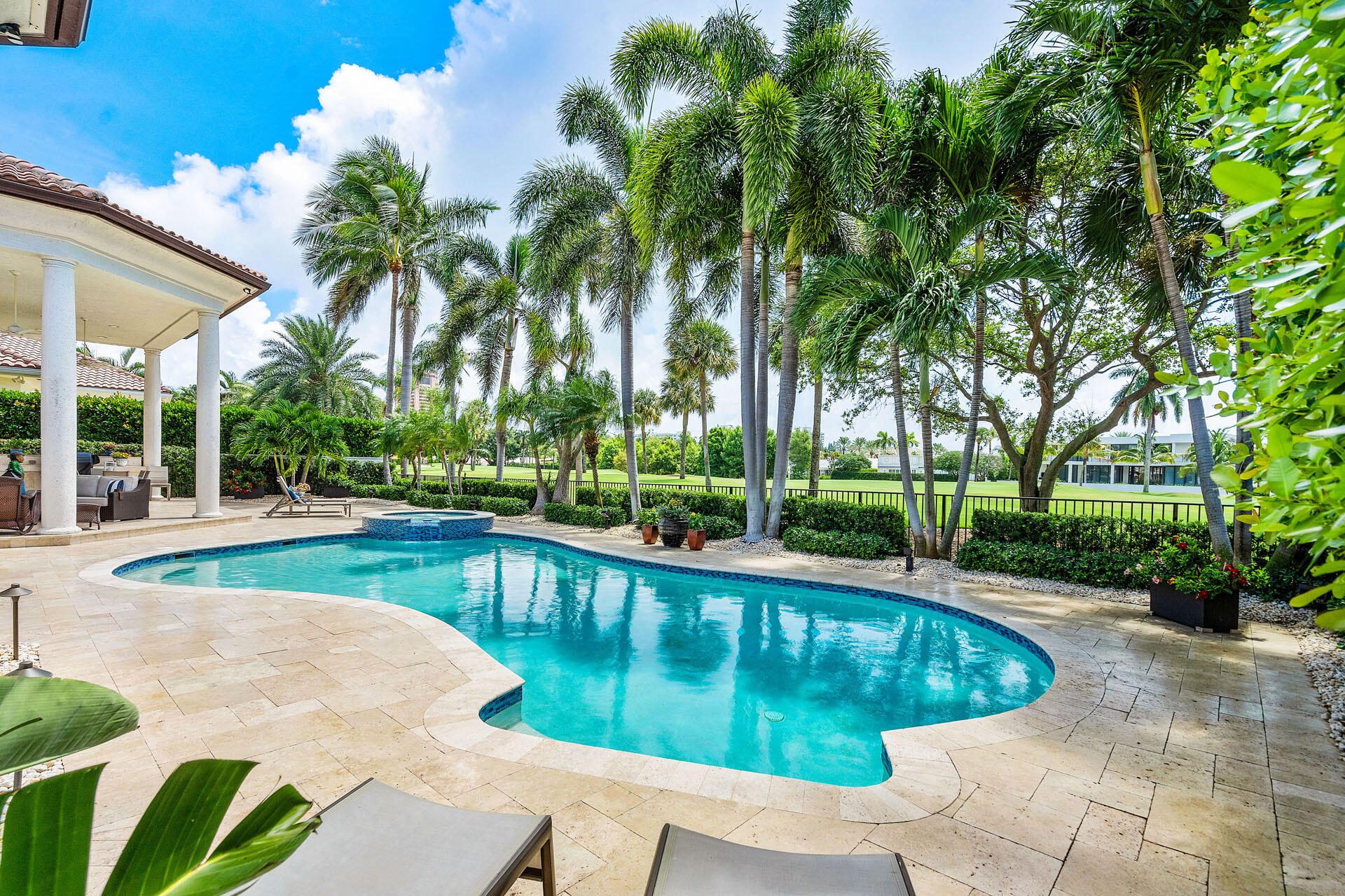 ROYAL PALM YACHT & COUNTR - Residential