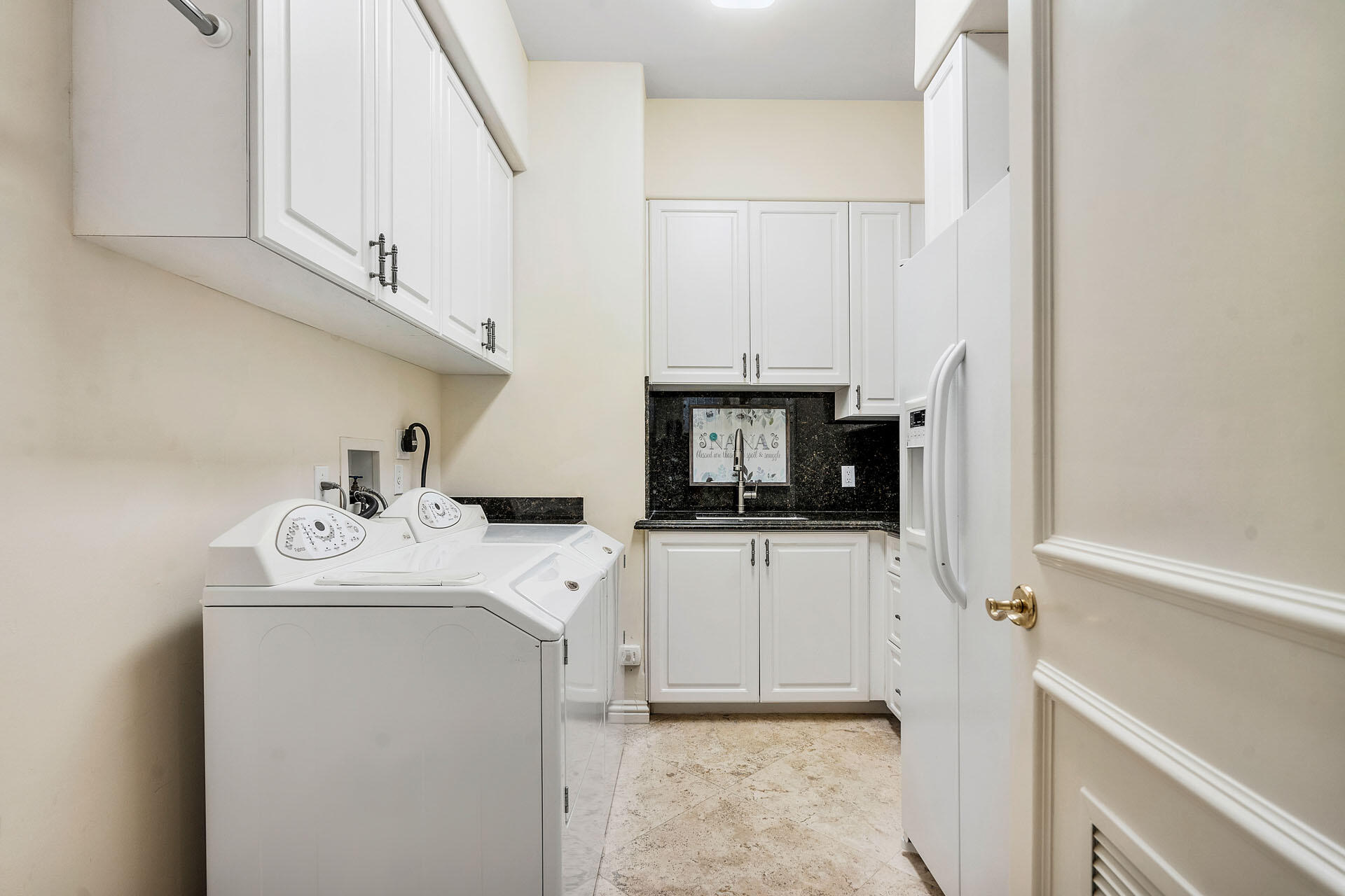 ROYAL PALM YACHT & COUNTR - Residential