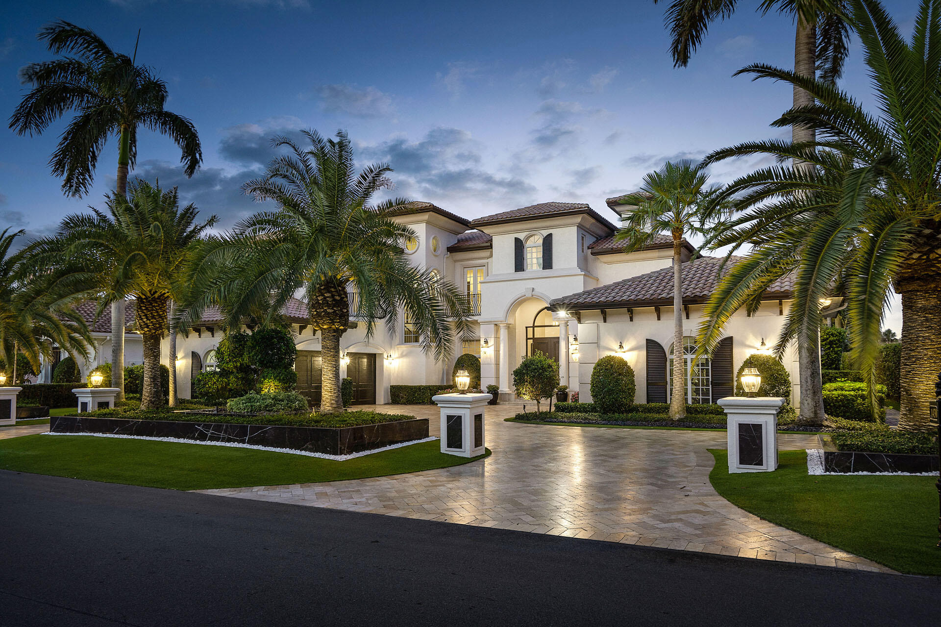 ROYAL PALM YACHT & COUNTR - Residential