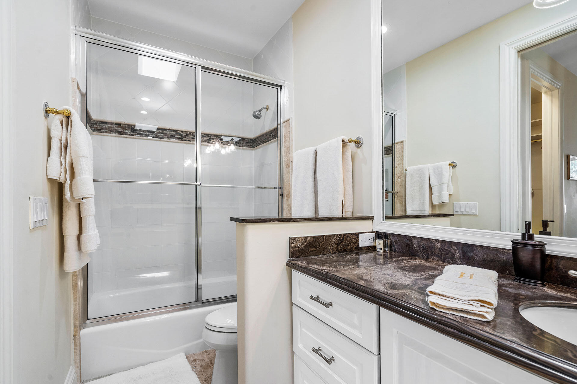 ROYAL PALM YACHT & COUNTR - Residential