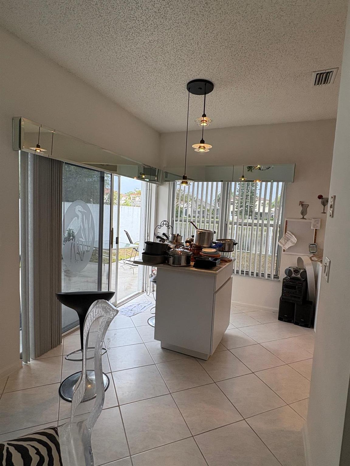 HOLIDAY SPRINGS EAST - Residential Lease