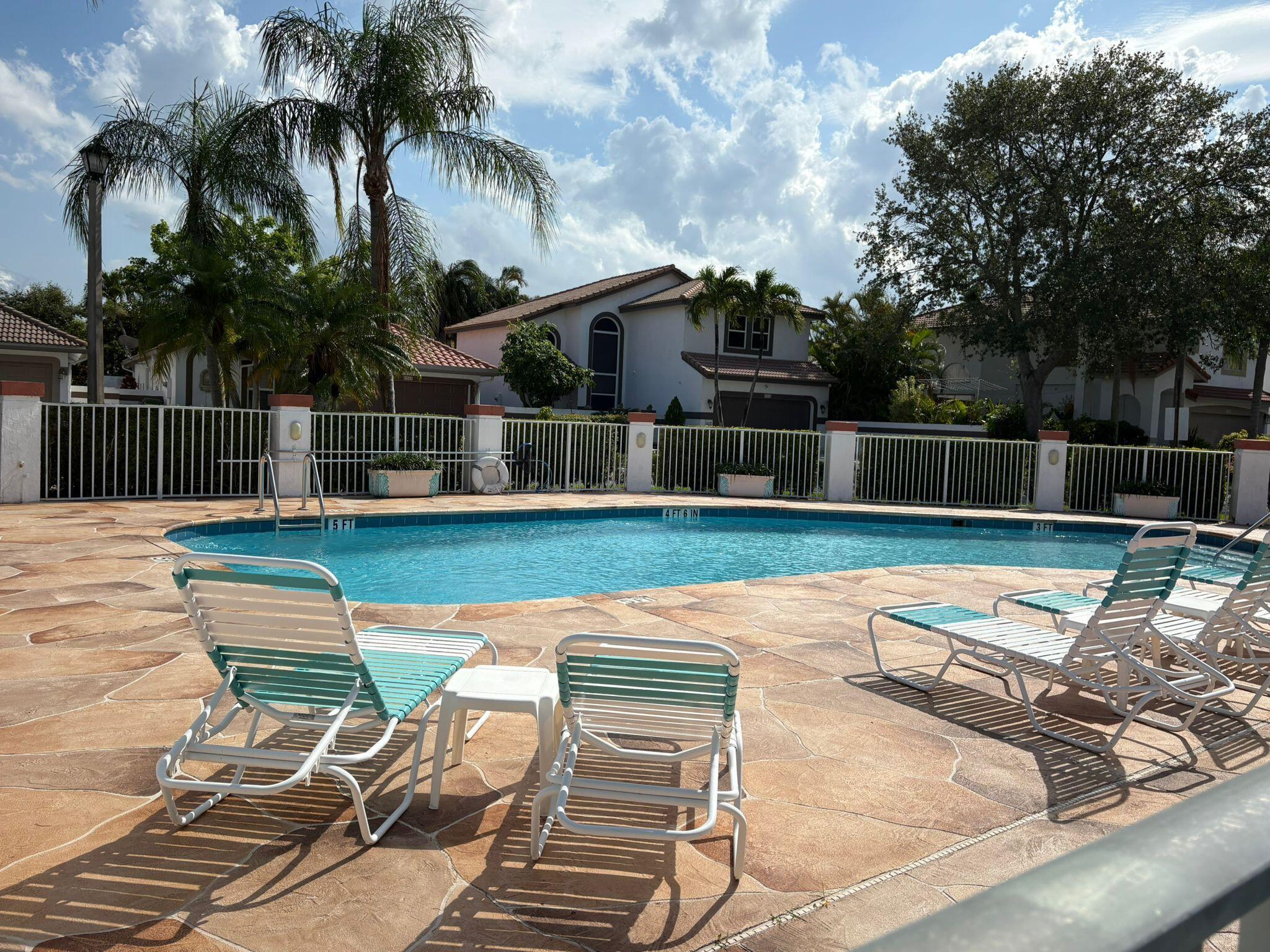 HOLIDAY SPRINGS EAST - Residential Lease