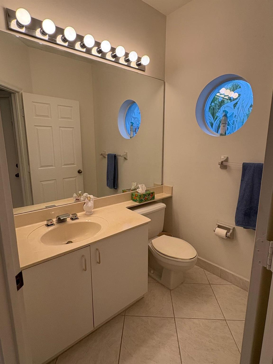 HOLIDAY SPRINGS EAST - Residential Lease