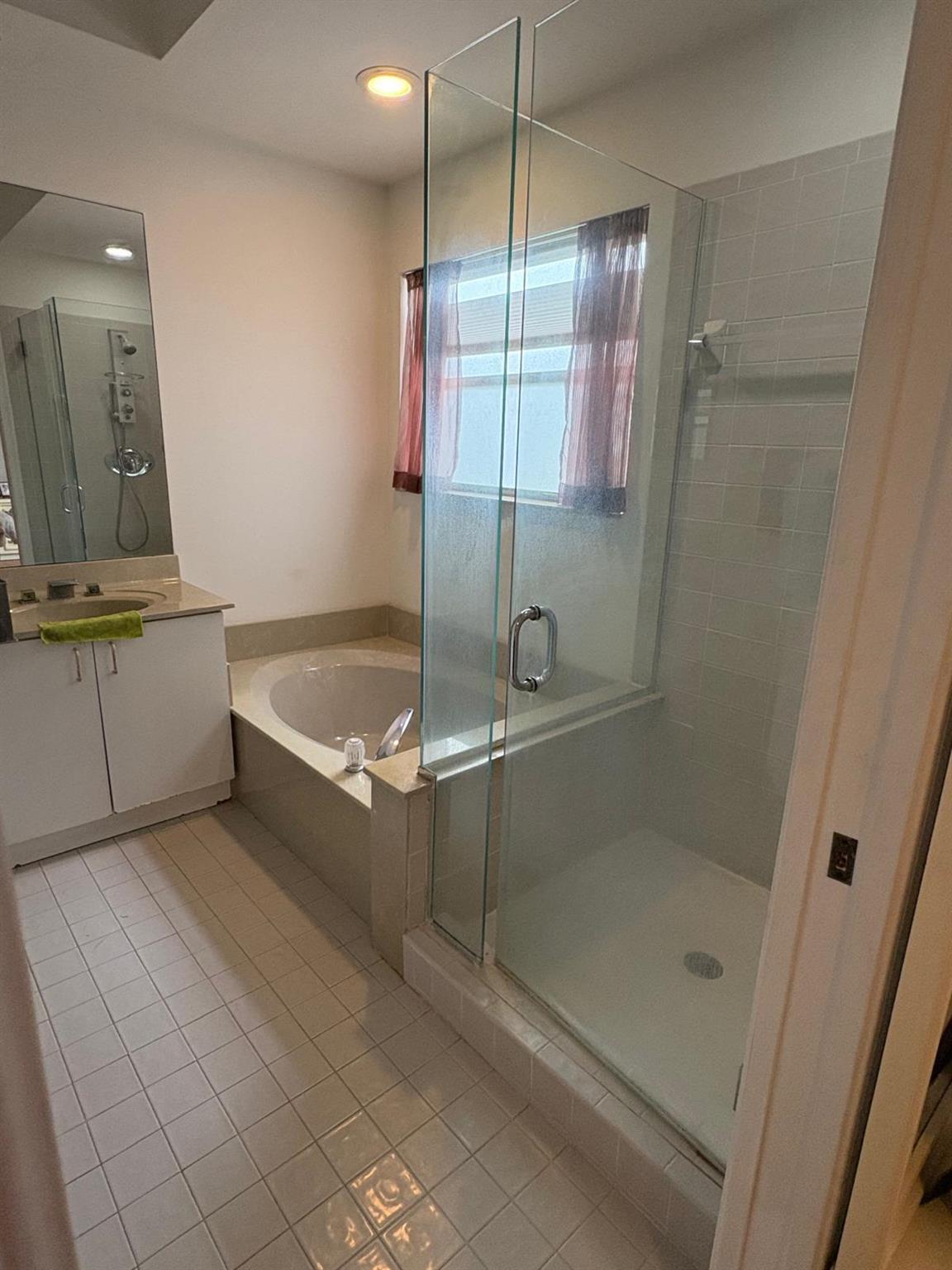 HOLIDAY SPRINGS EAST - Residential Lease