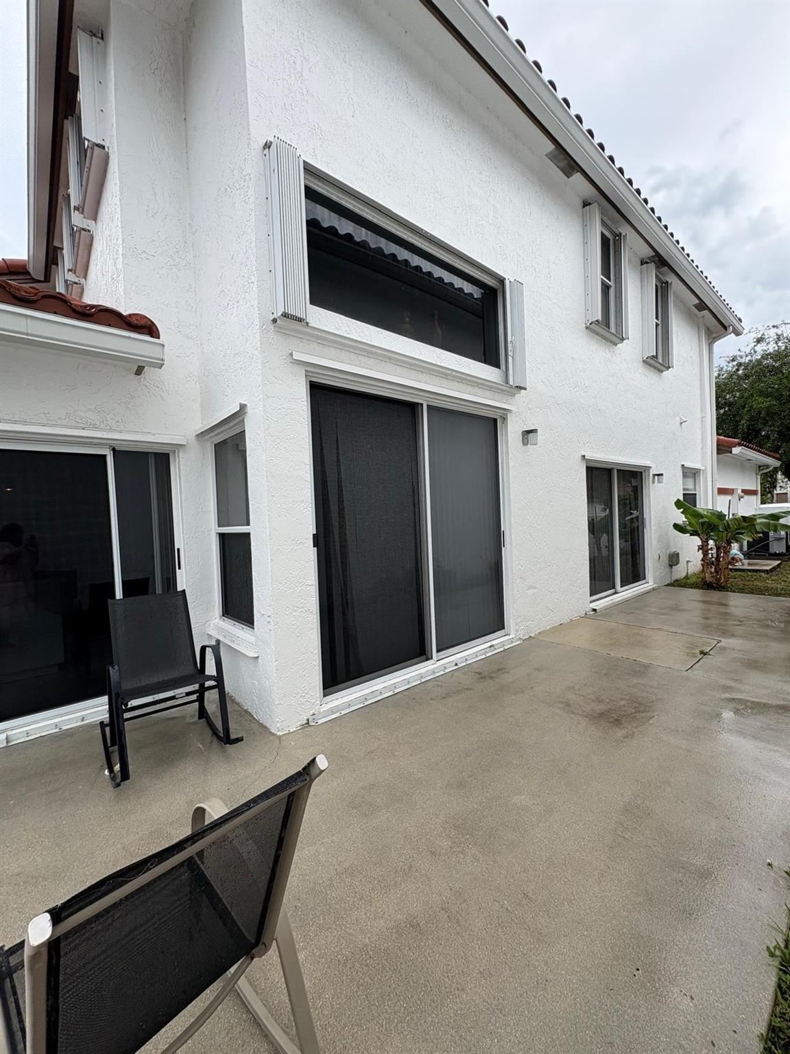HOLIDAY SPRINGS EAST - Residential Lease