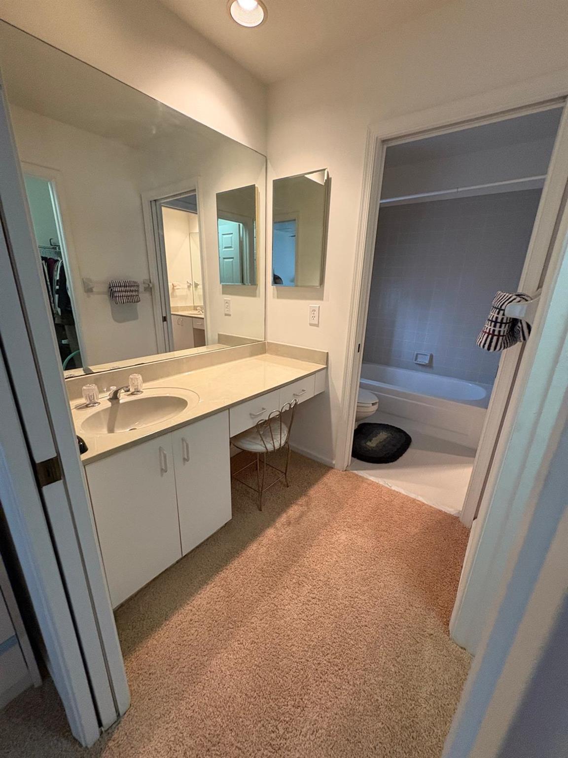 HOLIDAY SPRINGS EAST - Residential Lease