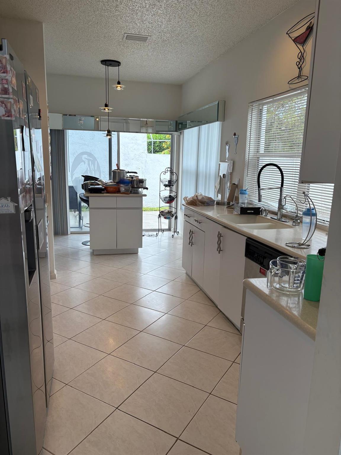 HOLIDAY SPRINGS EAST - Residential Lease
