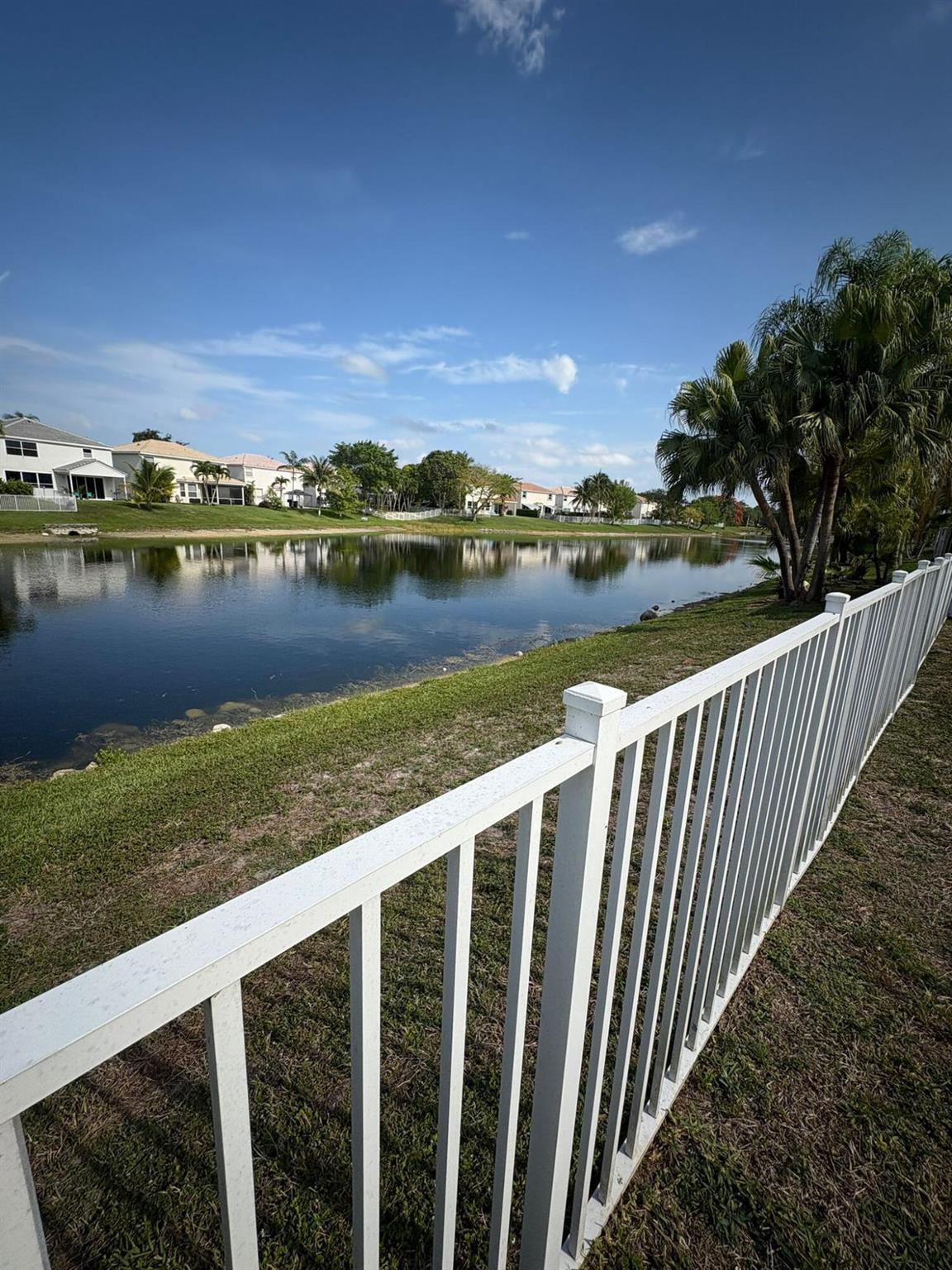 HOLIDAY SPRINGS EAST - Residential Lease