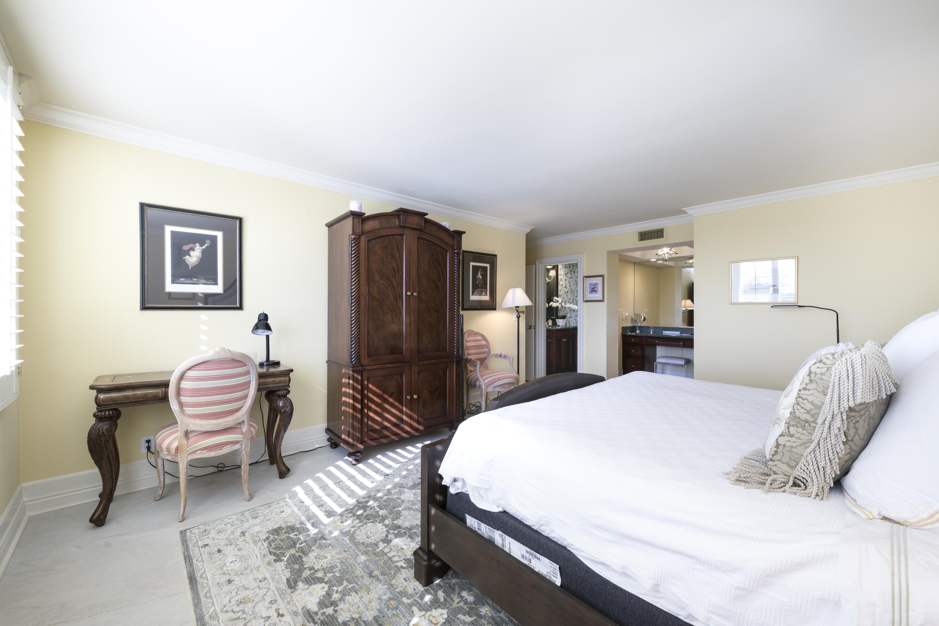 ELIOT HOUSE CONDO - Residential Lease