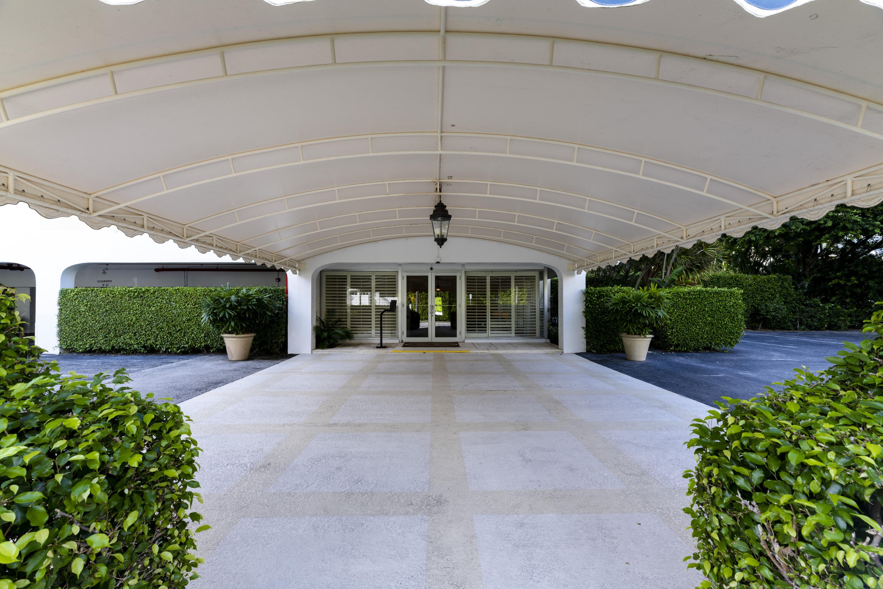 ELIOT HOUSE CONDO - Residential Lease