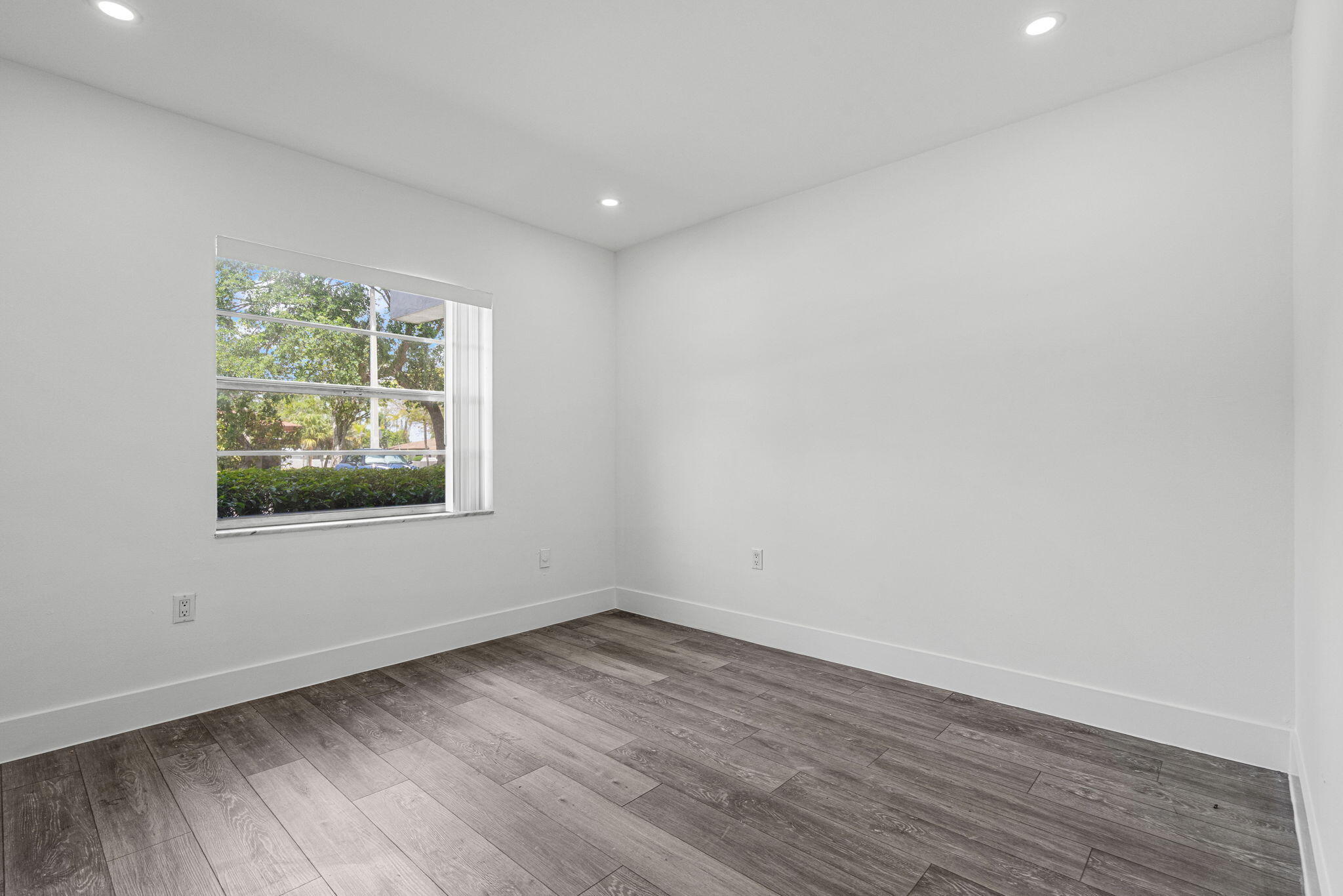 INWOOD CONDO - Residential