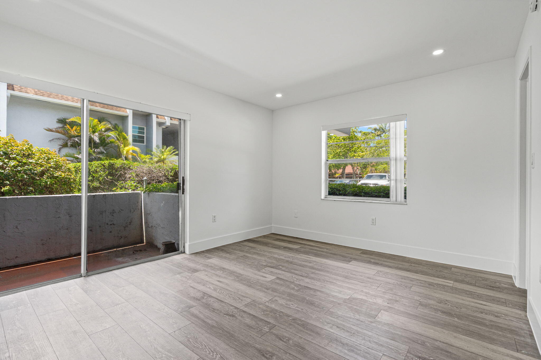 INWOOD CONDO - Residential