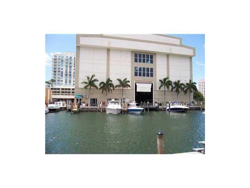 THE PORT MARINA - Land