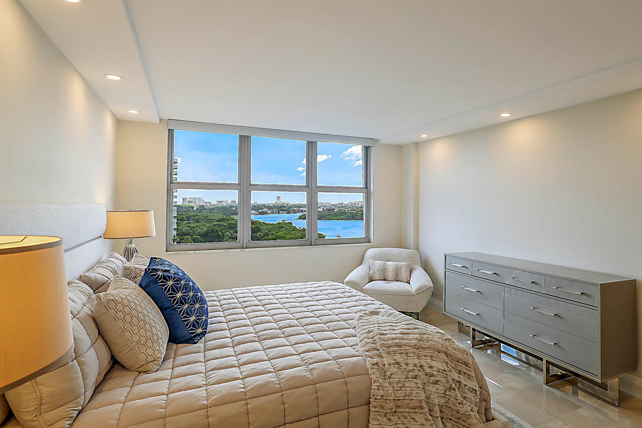 BOCA TOWERS CONDO PORTION - Residential Lease