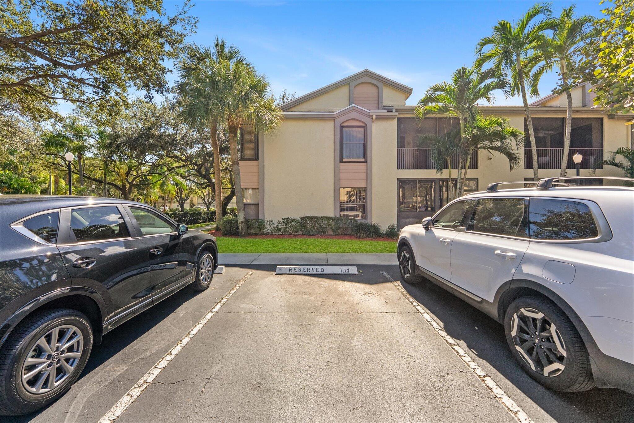 BAYWOOD VILLAGE III-B CONDO - Residential