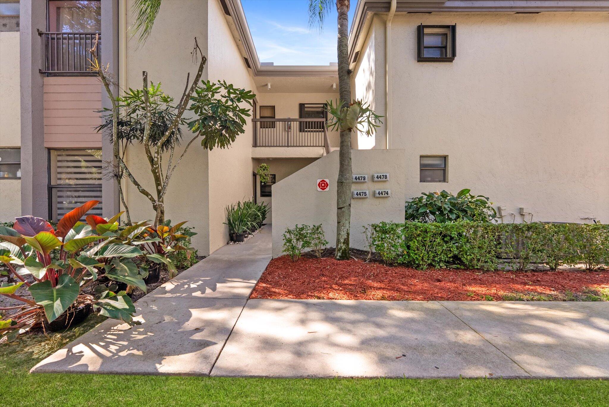 BAYWOOD VILLAGE III-B CONDO - Residential