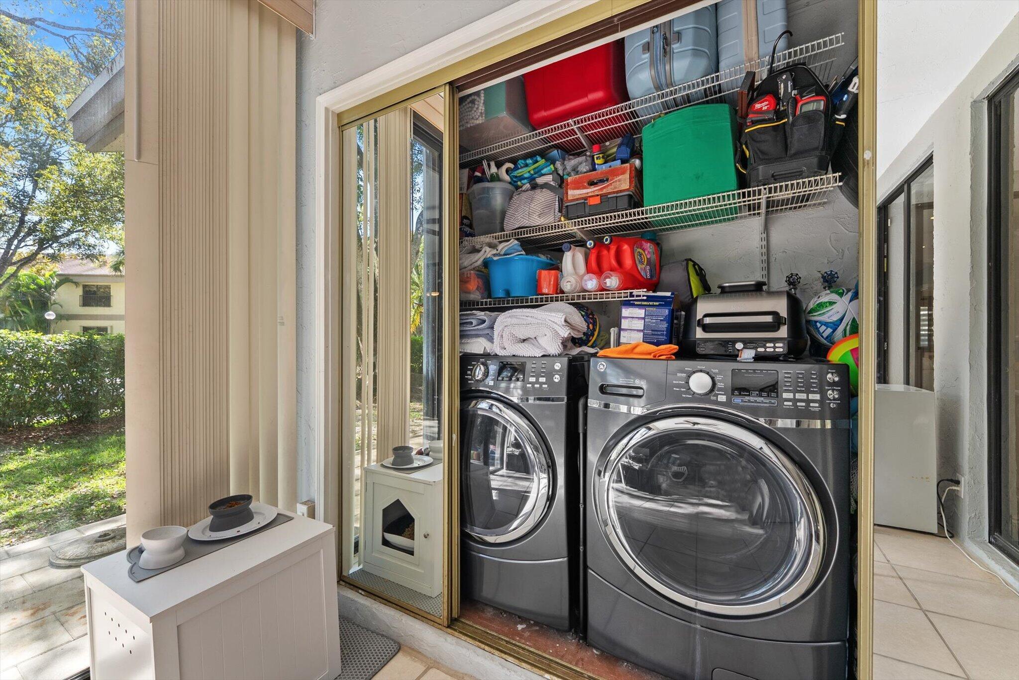 BAYWOOD VILLAGE III-B CONDO - Residential