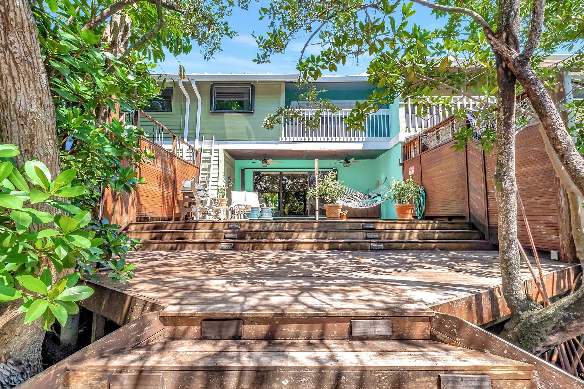 626 Mariners Way