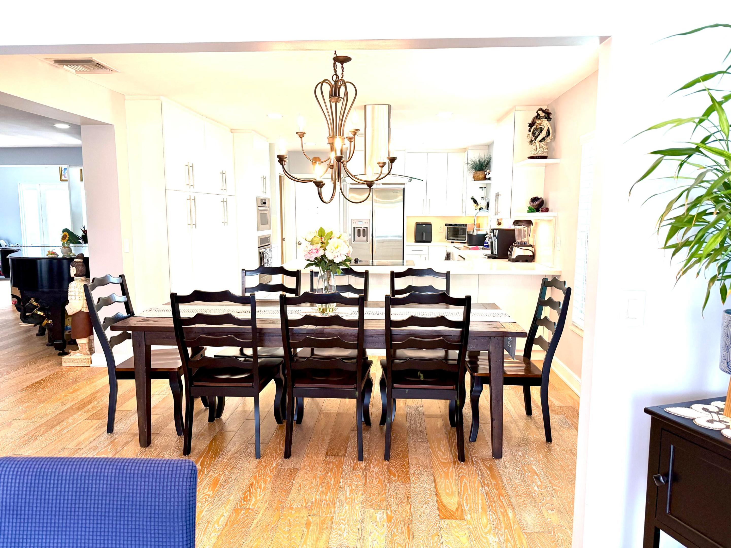DELRAY DUNES HOLLY VILLAS CONDO - Residential