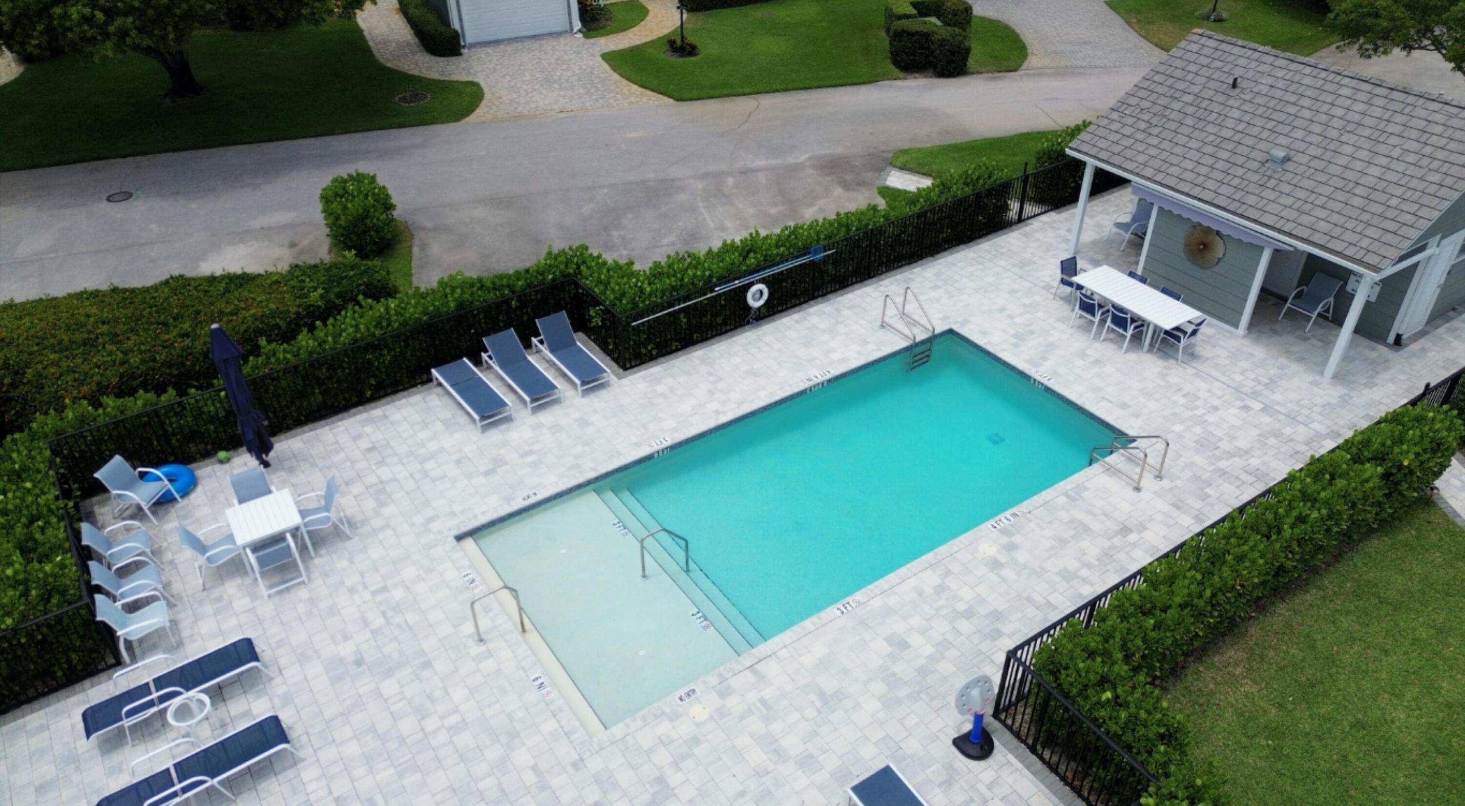 DELRAY DUNES HOLLY VILLAS CONDO - Residential