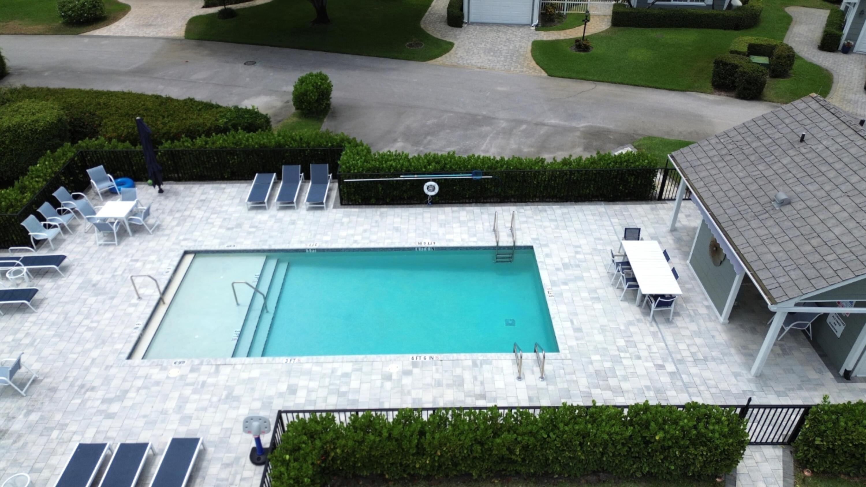 DELRAY DUNES HOLLY VILLAS CONDO - Residential