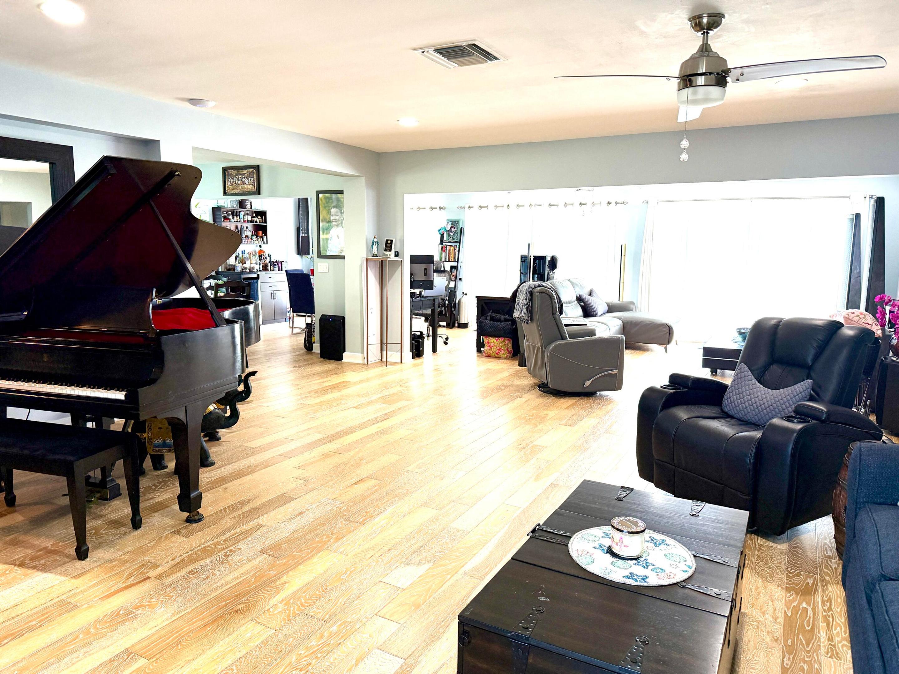 DELRAY DUNES HOLLY VILLAS CONDO - Residential