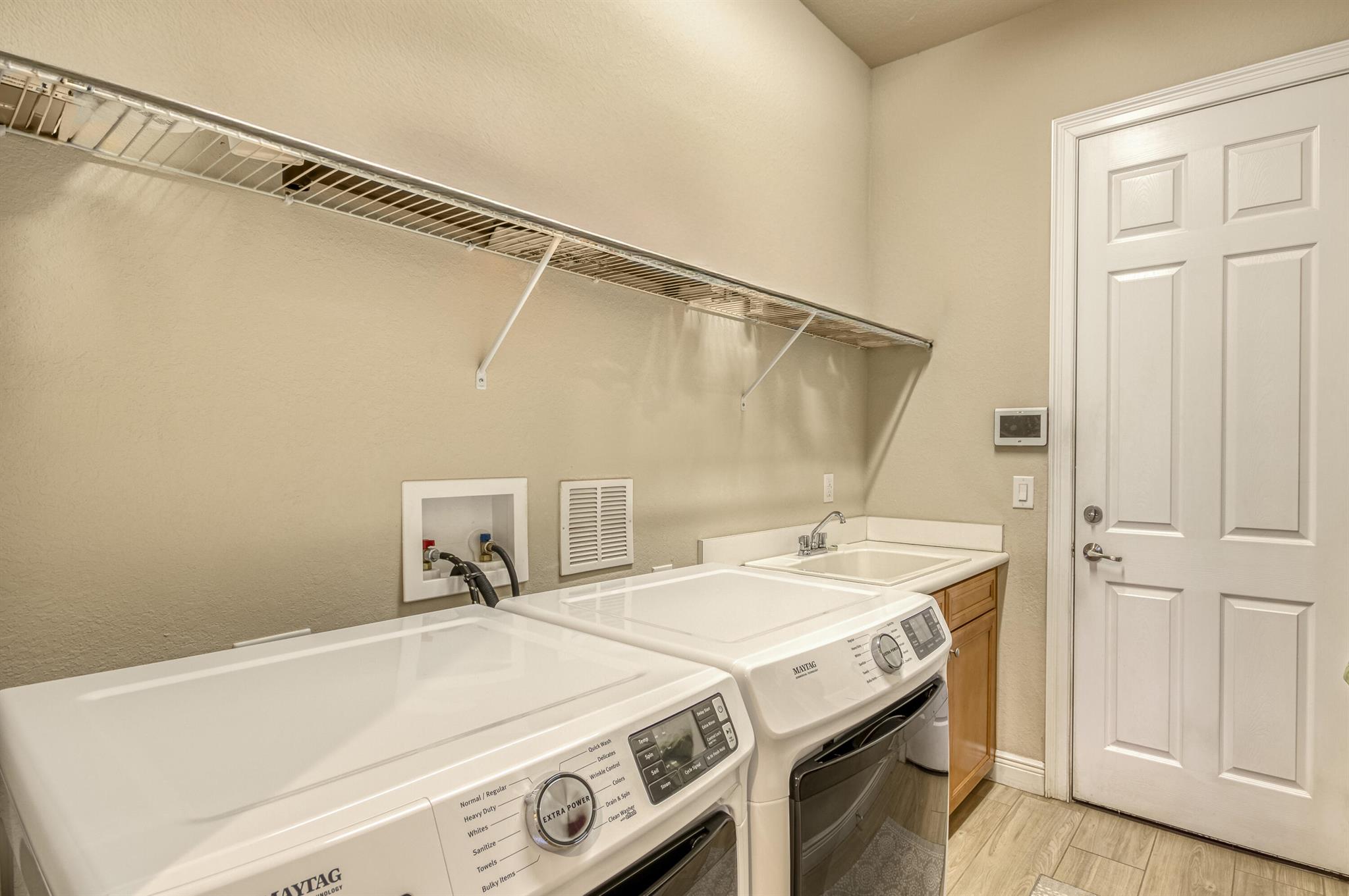 Rialto, Loxahatchee Reser - Residential