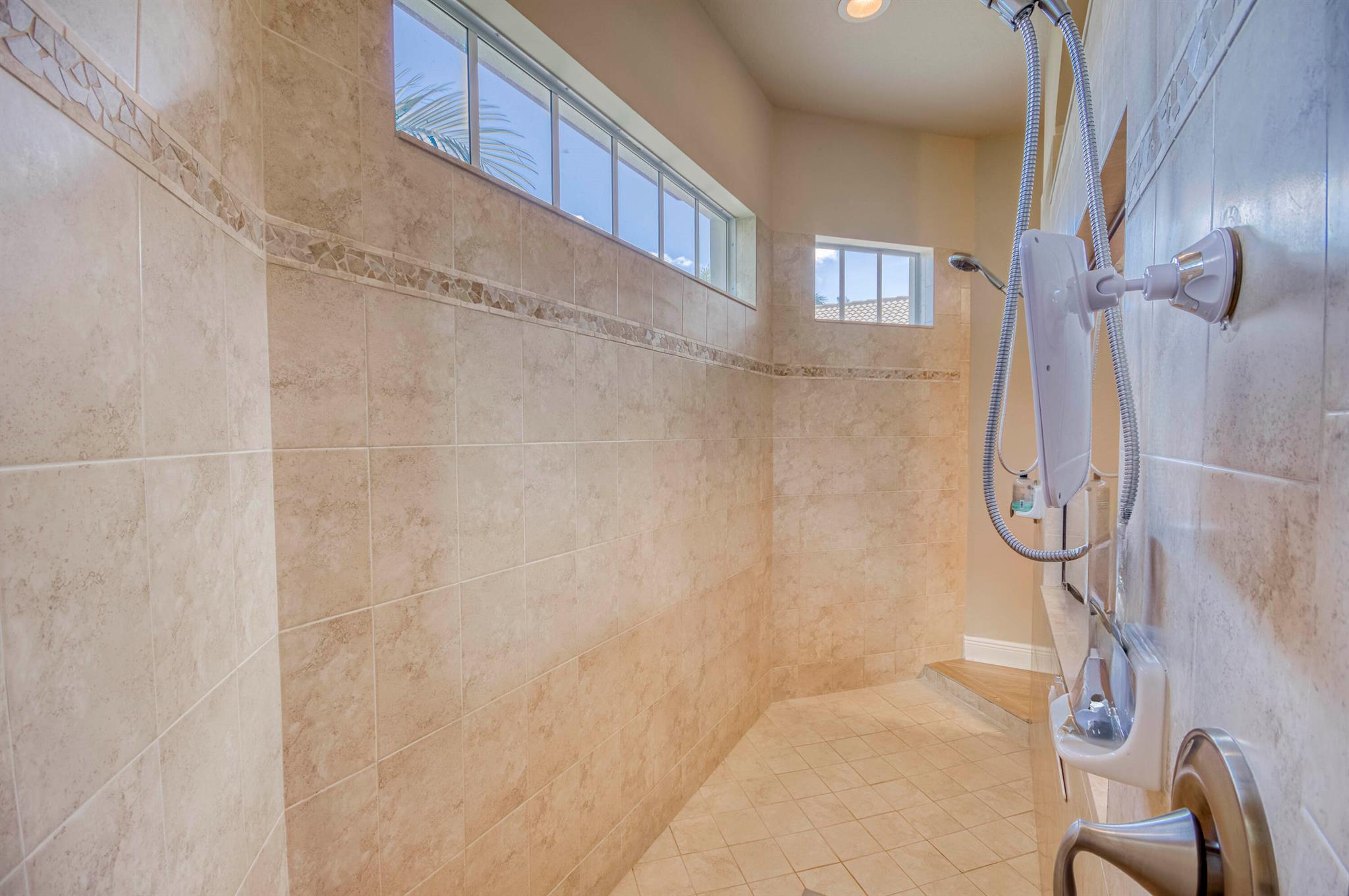 Rialto, Loxahatchee Reser - Residential