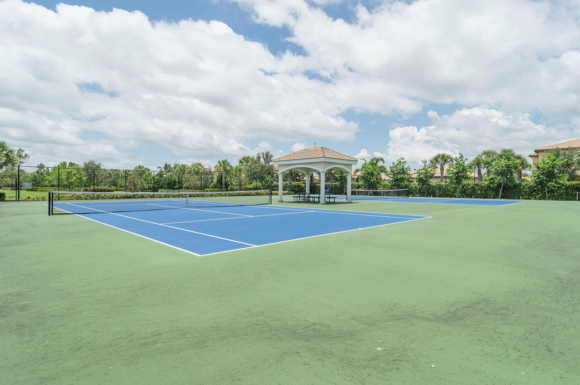 Rialto, Loxahatchee Reser - Residential