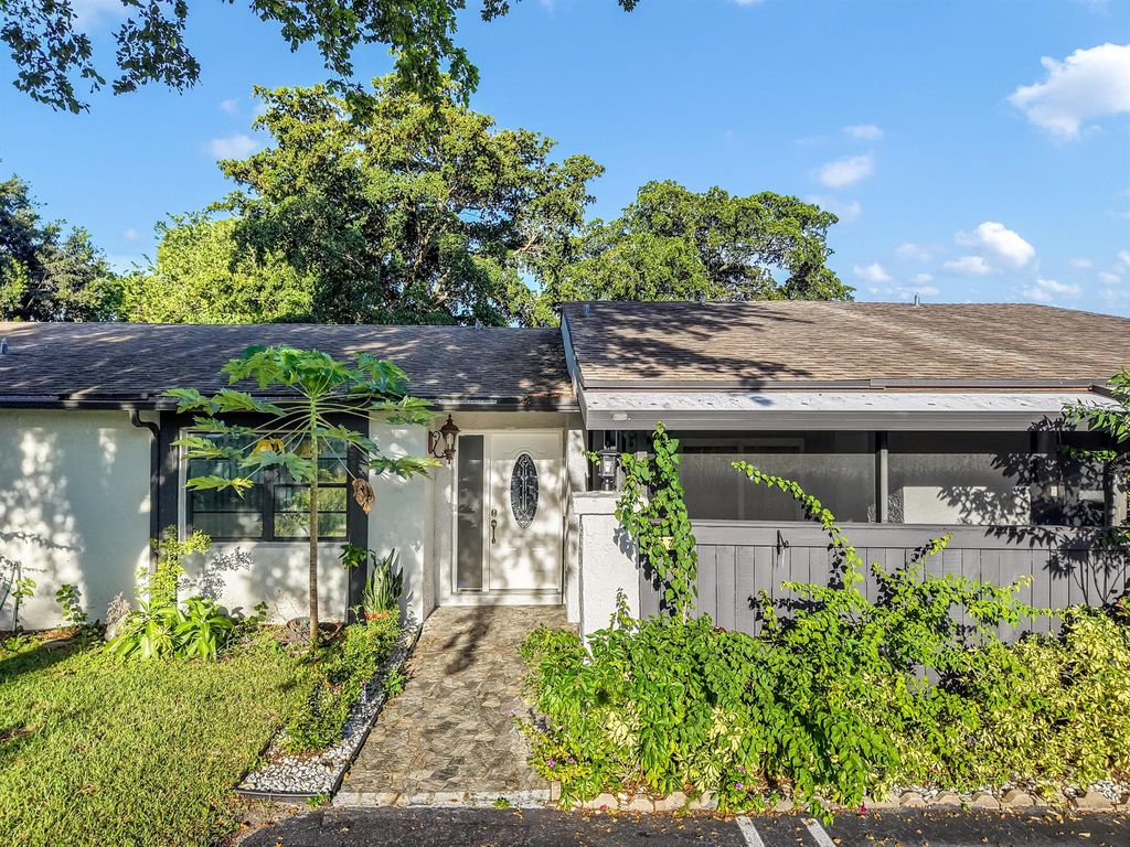 Photo of 77 Westecunk Drive, Royal Palm Beach, FL 33411 (MLS # R11118995)