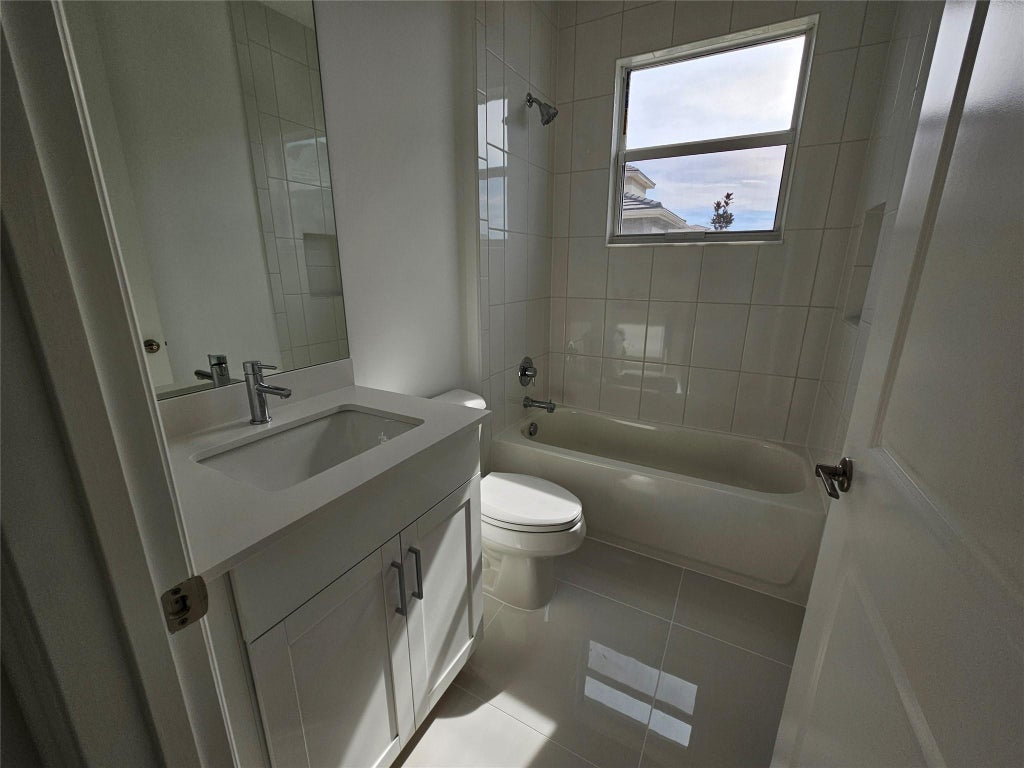Photo of 1410 Thistle Place, Loxahatchee, FL 33470 (MLS # F10411109)