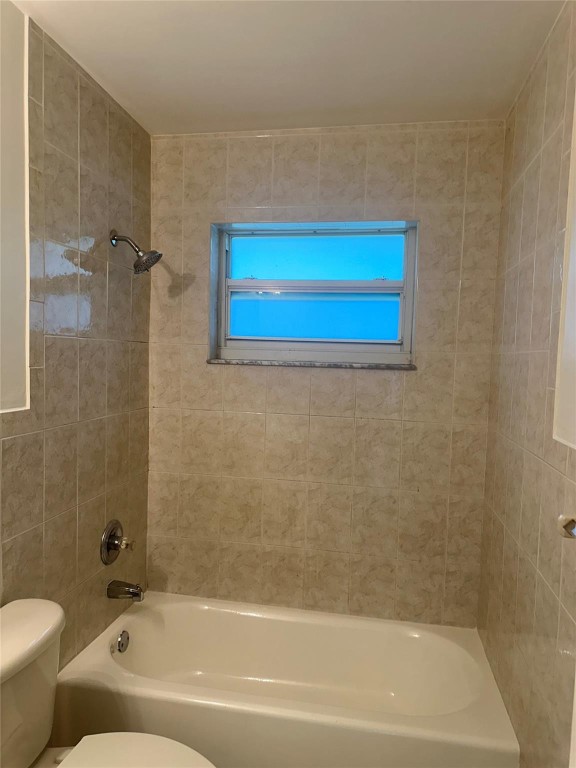 Pine Crest Amd 7-13 B - Residential Lease