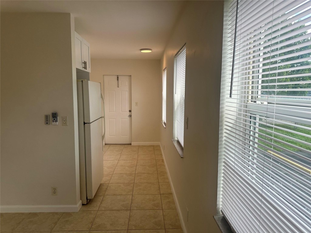 Pine Crest Amd 7-13 B - Residential Lease