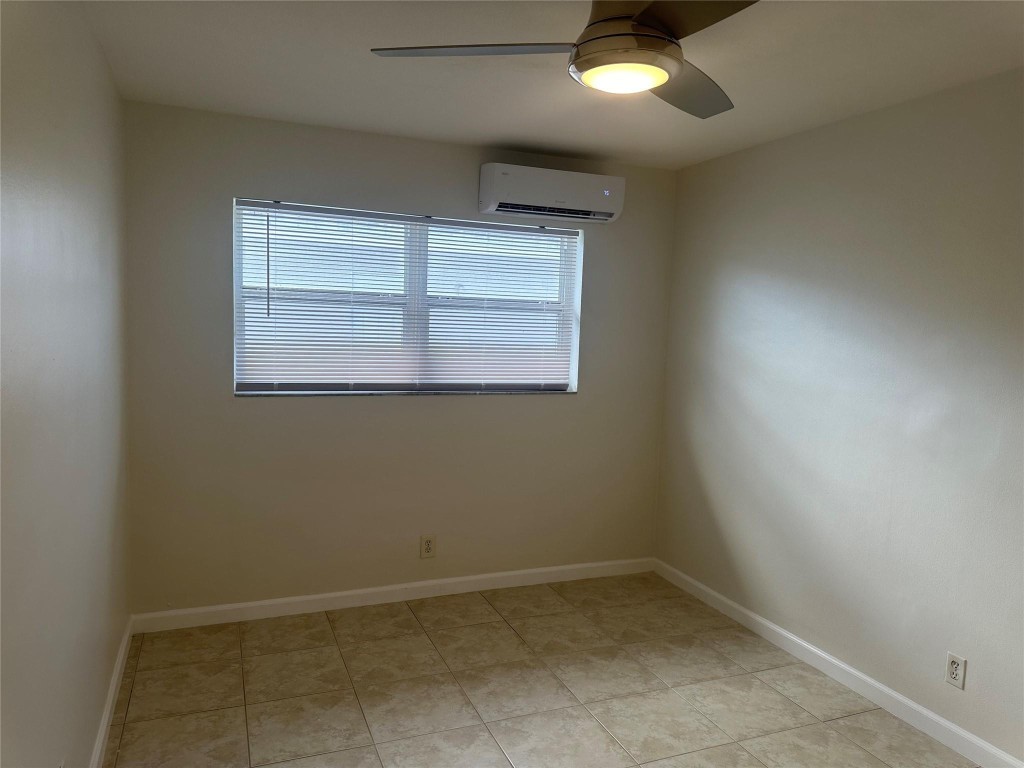 Pine Crest Amd 7-13 B - Residential Lease