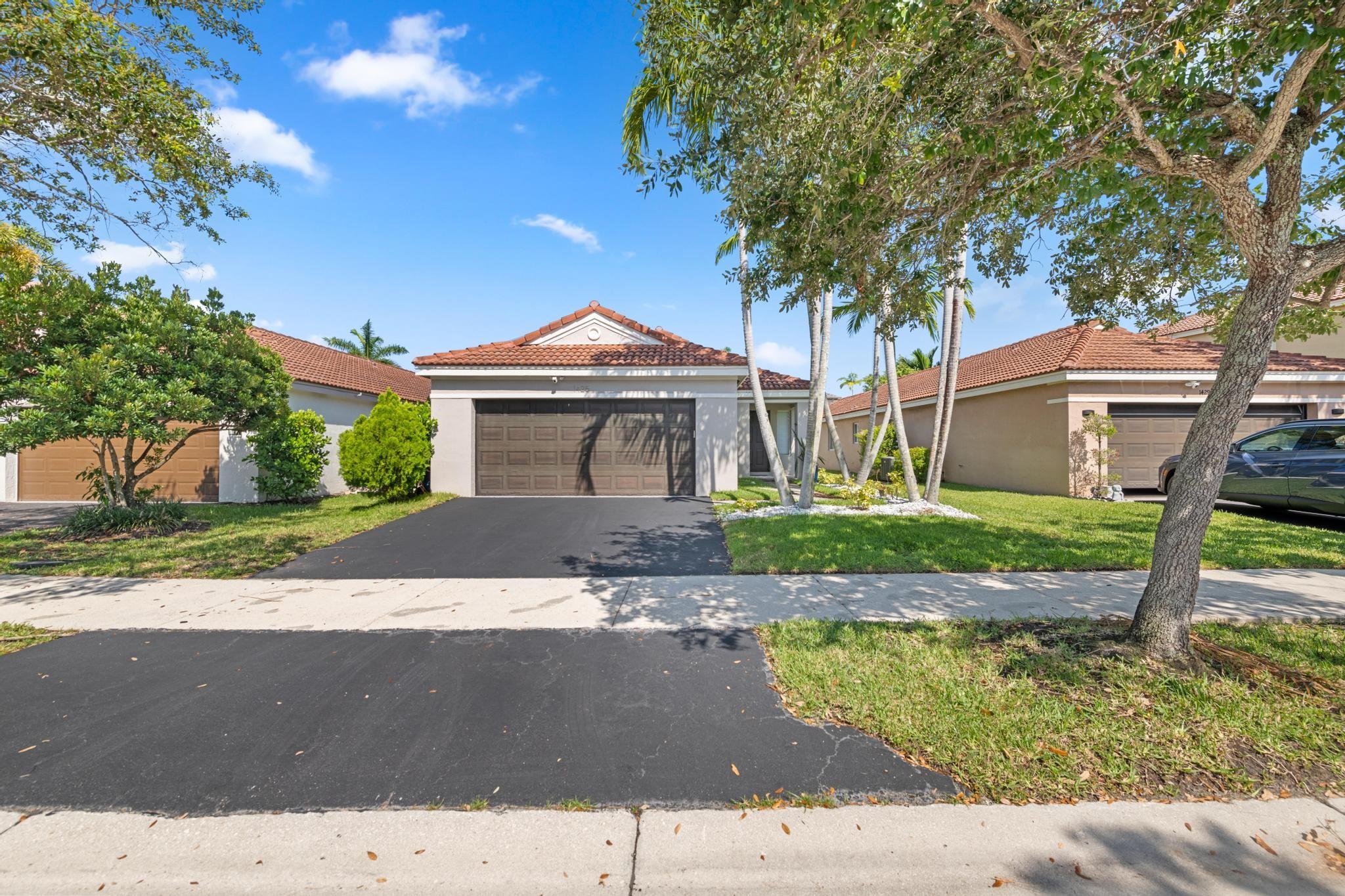 Live in one of Weston’s most desirable communities, Savanna! This updated 3BR/2BA one-story home features an open floor plan, new kitchen with granite countertops from Brazil, stainless steel appliances, modern flooring, and plenty of natural light. Enjoy smart home features like a Lutron lighting system, Nest thermostat, and a pre-installed FPL EV charger. Located in a gated community with resort-style amenities: clubhouse, pool with waterslide, kids' splash zone, mini golf, basketball courts, and playgrounds. Zoned for A+ rated schools and conveniently close to shopping, dining, and parks. Fast and easy rental process – no HOA approval required. Don’t miss this opportunity to rent in beautiful Weston—schedule your showing today!