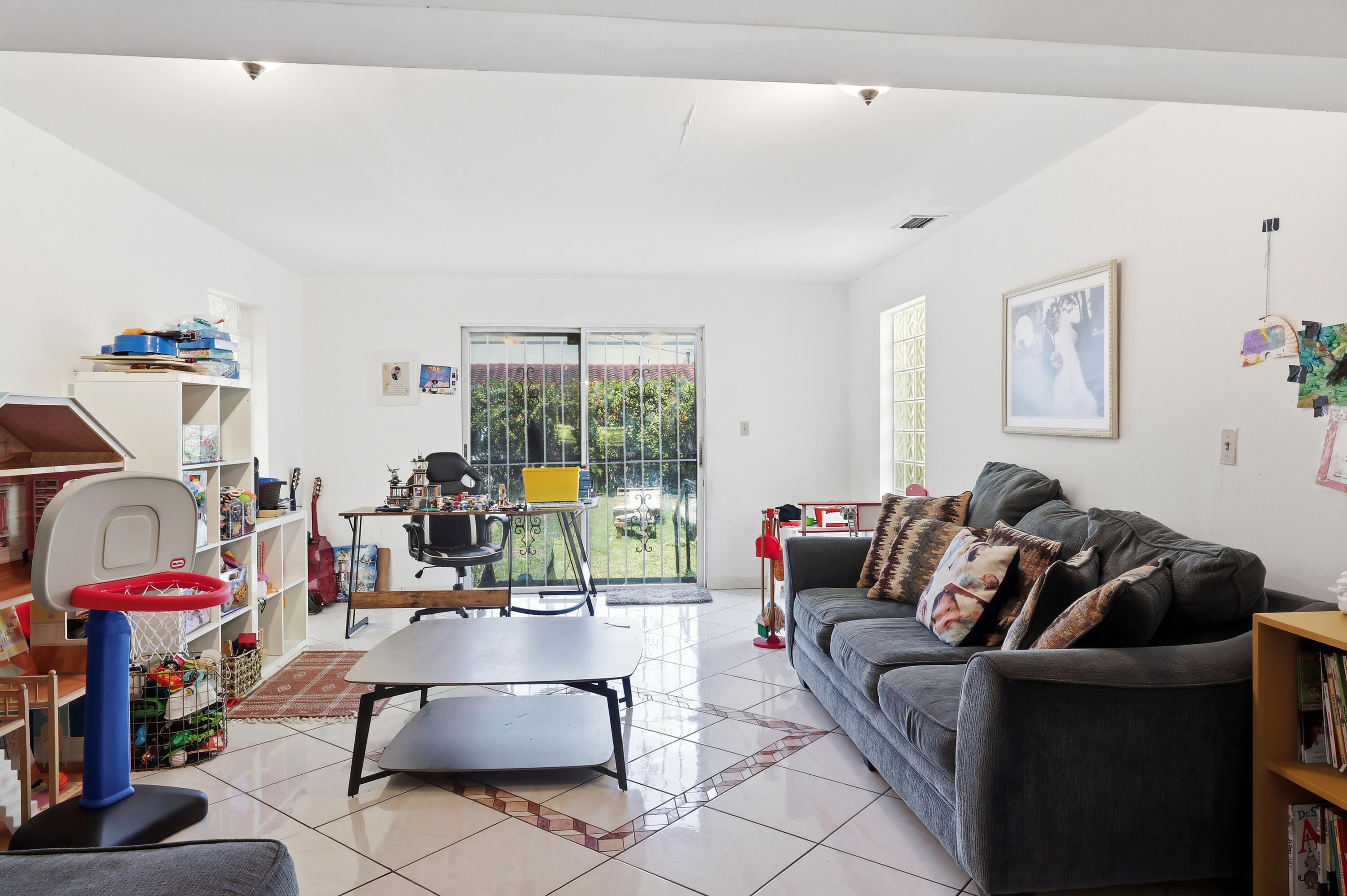 OCEAN BEACH ADDN NO 3 - Residential