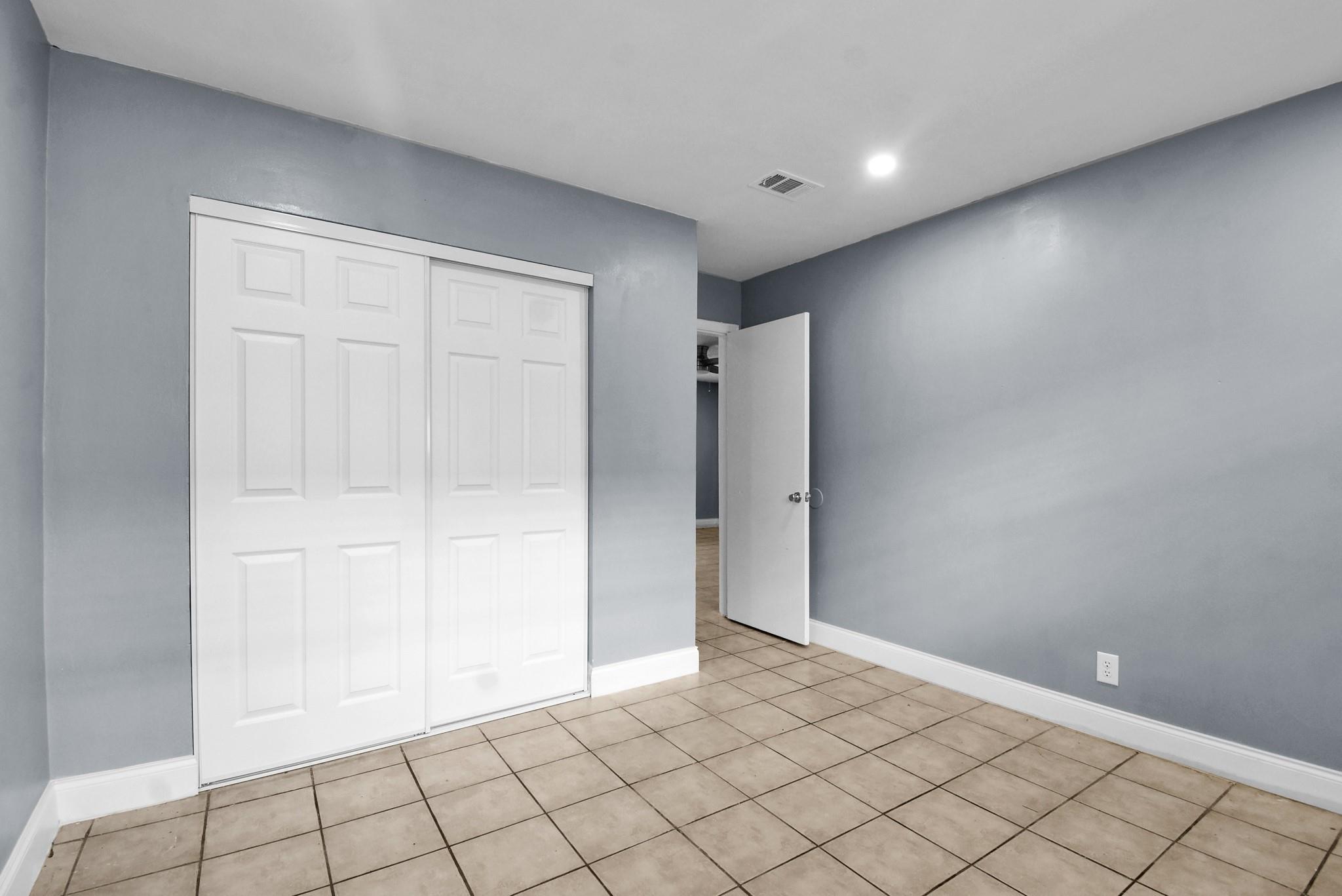 Rivetside Park - Residential Lease