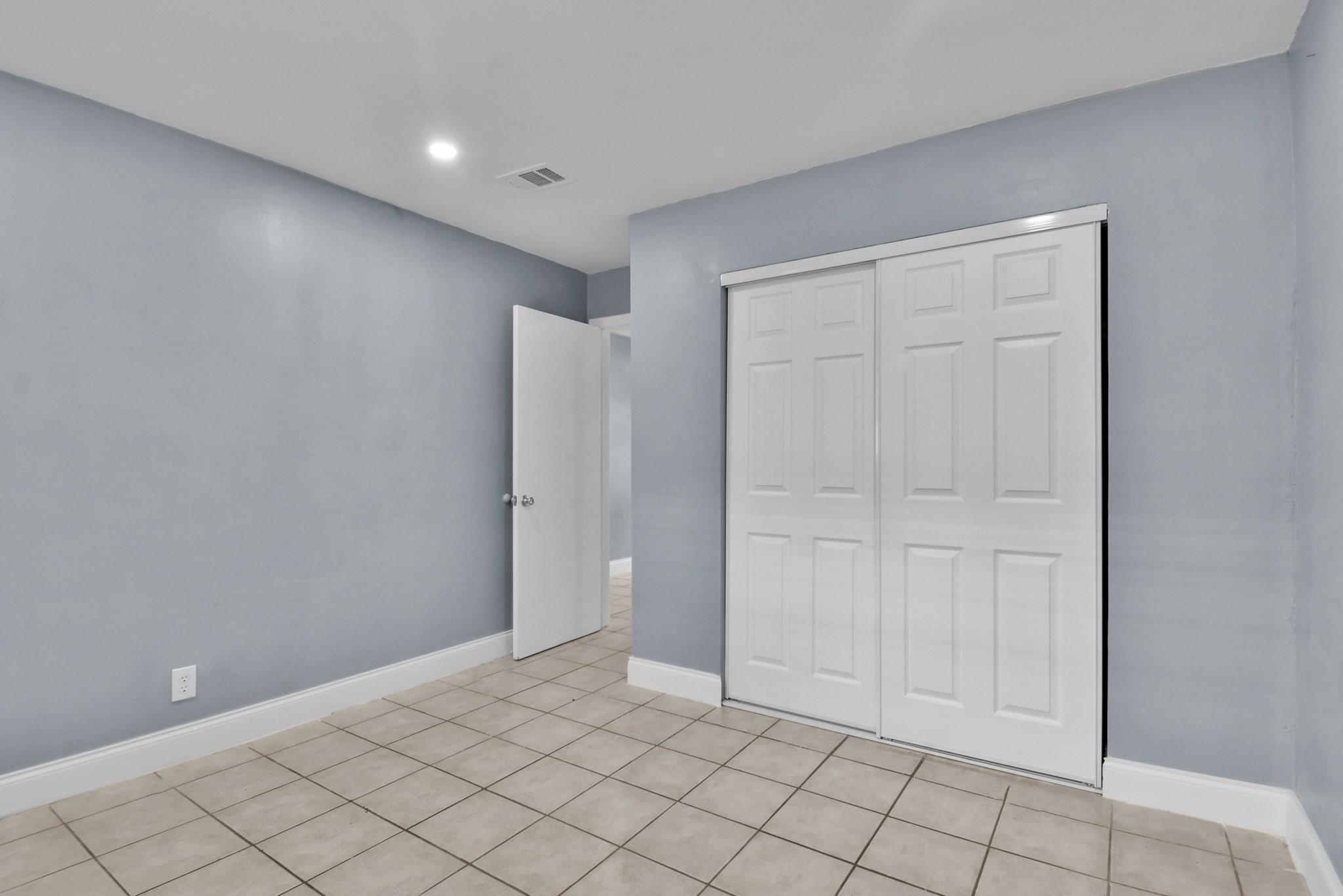 Rivetside Park - Residential Lease