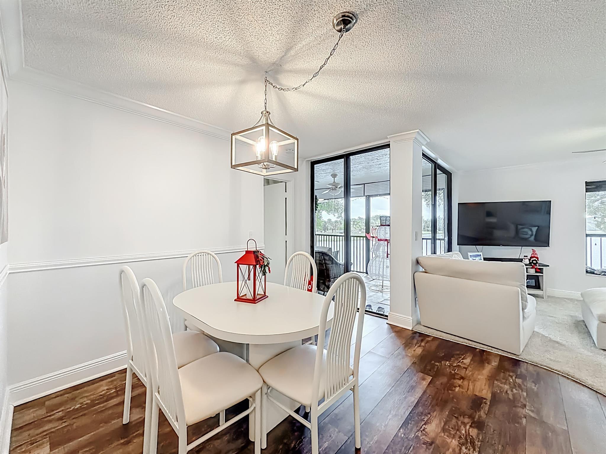 APPLEWOOD VILLAGE II-A CO - Residential Lease