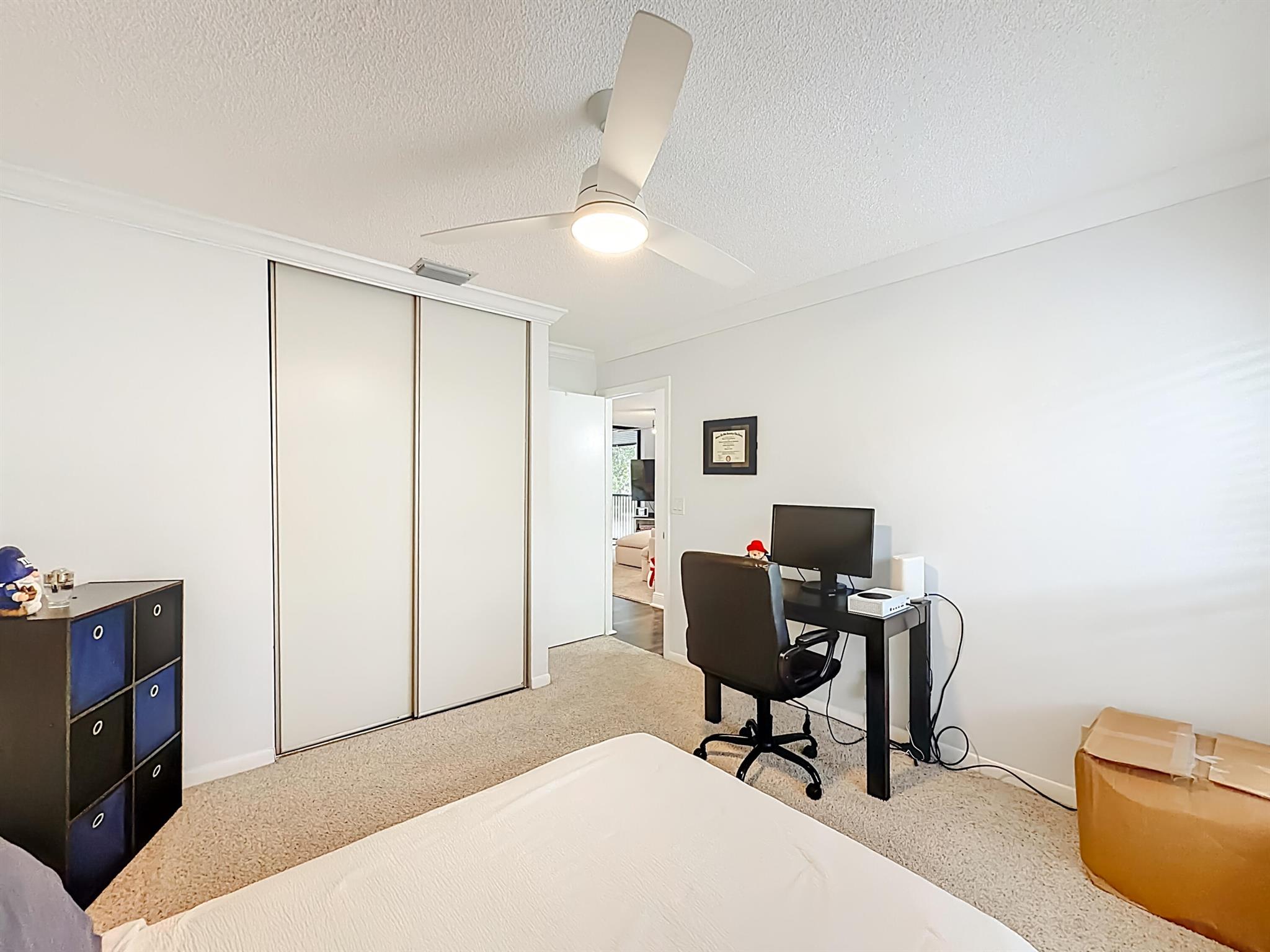 APPLEWOOD VILLAGE II-A CO - Residential Lease