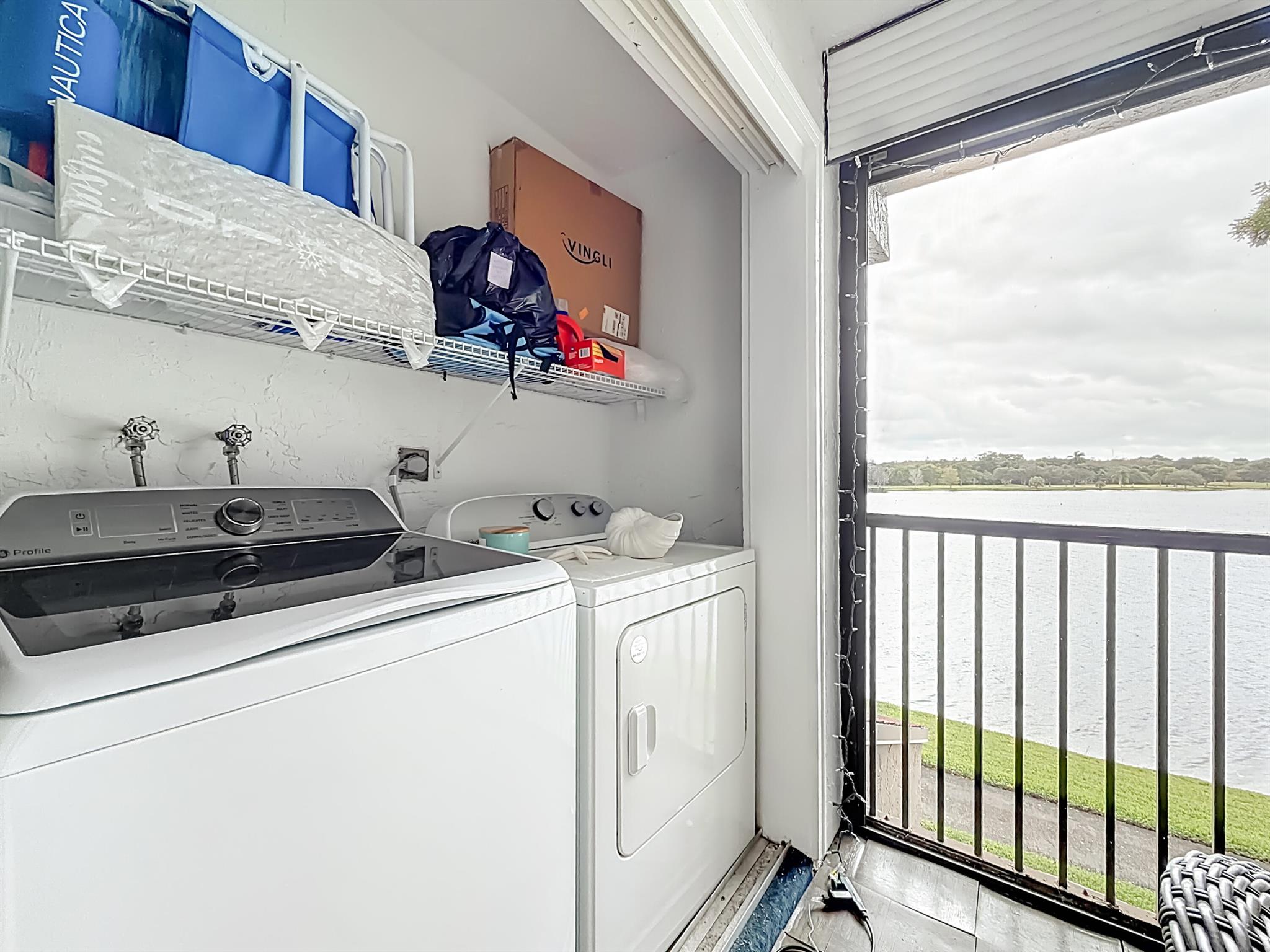 APPLEWOOD VILLAGE II-A CO - Residential Lease