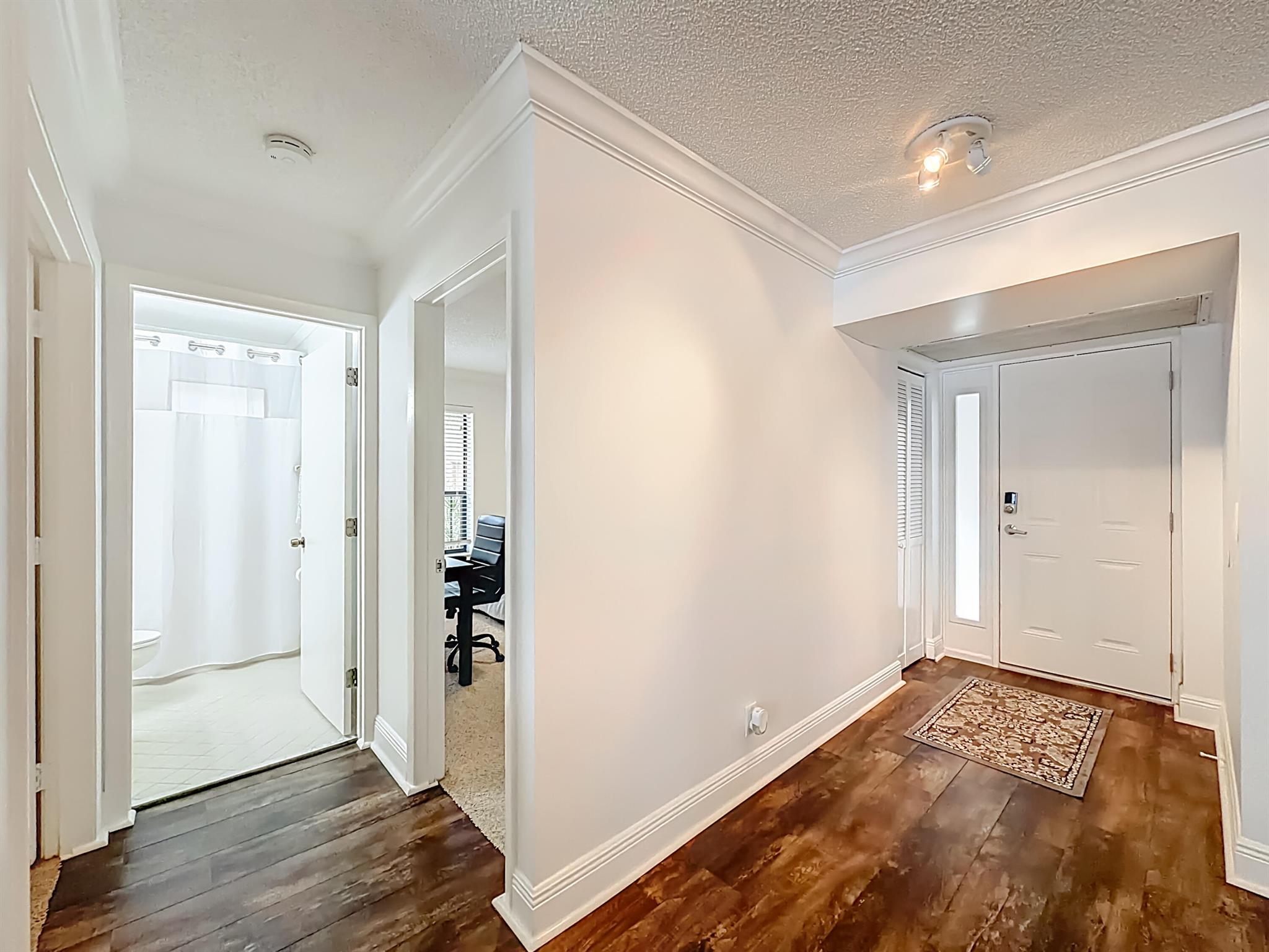 APPLEWOOD VILLAGE II-A CO - Residential Lease