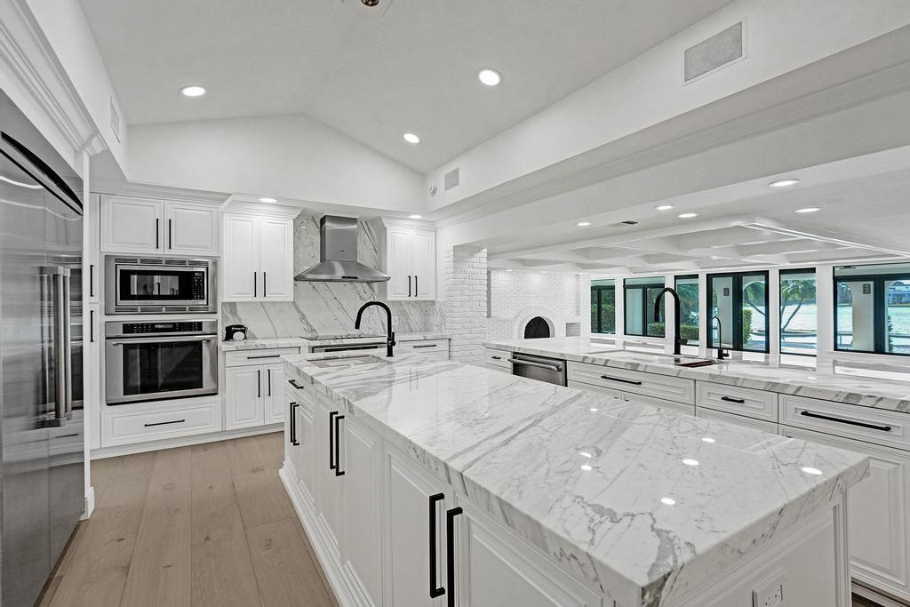 Sea Ranch Lakes - Residential