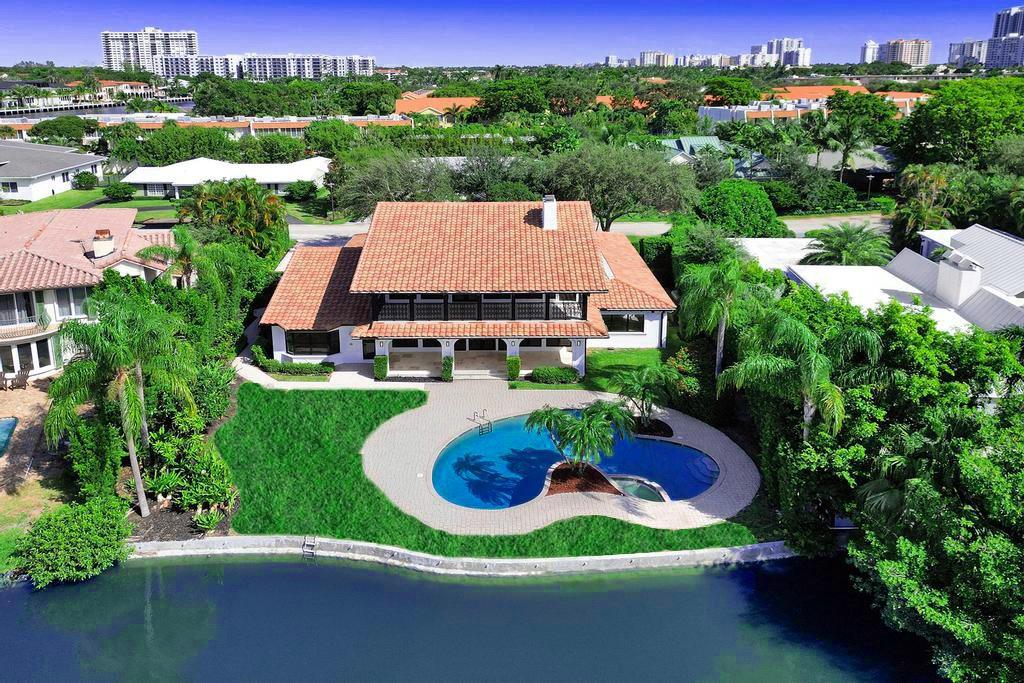 Sea Ranch Lakes - Residential