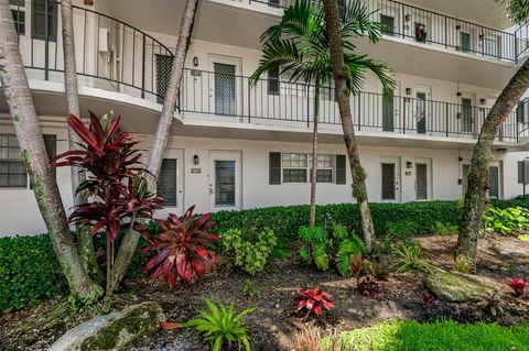 455 Paradise Isle Blvd 107 Hallandale Beach FL 33009