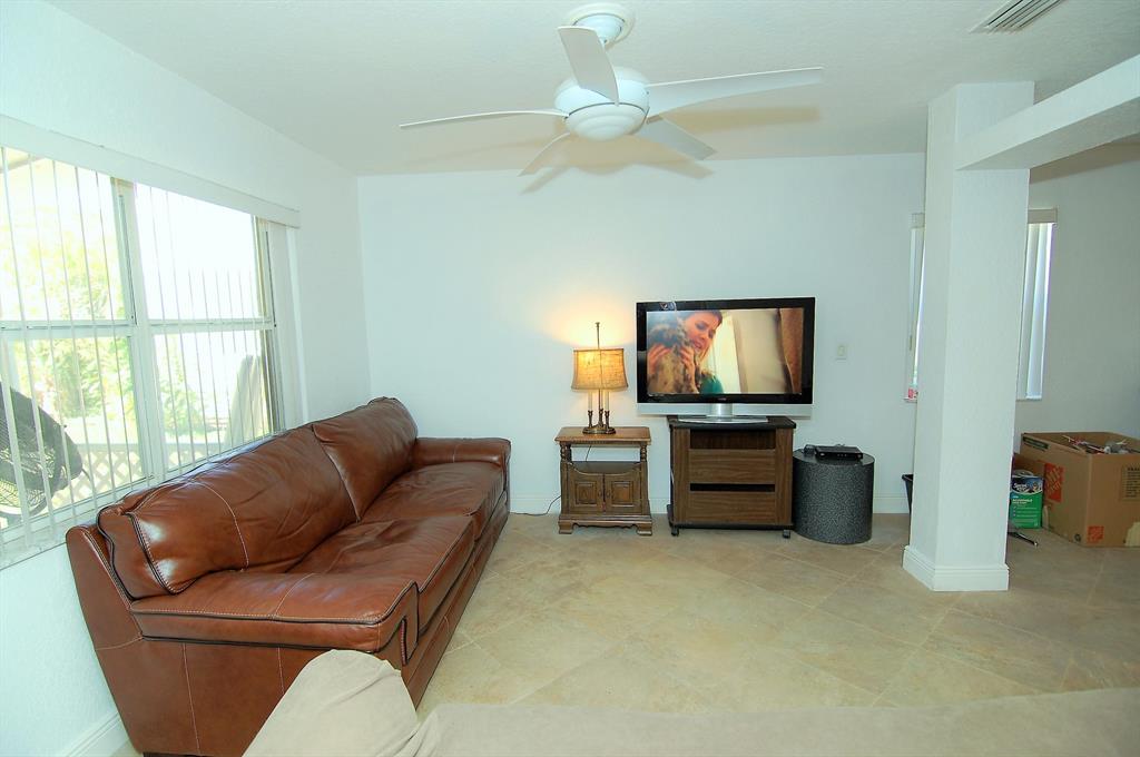 CENTURA PARC - Residential