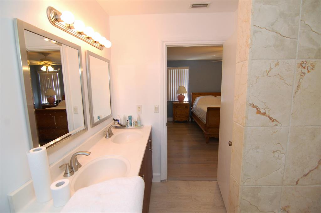 CENTURA PARC - Residential