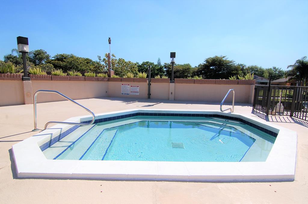 CENTURA PARC - Residential